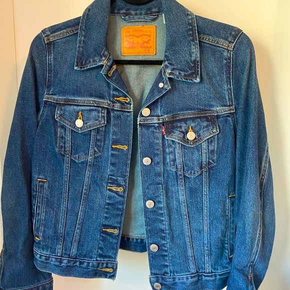 Levi’s Trucker Jacket - Picture 1 of 2